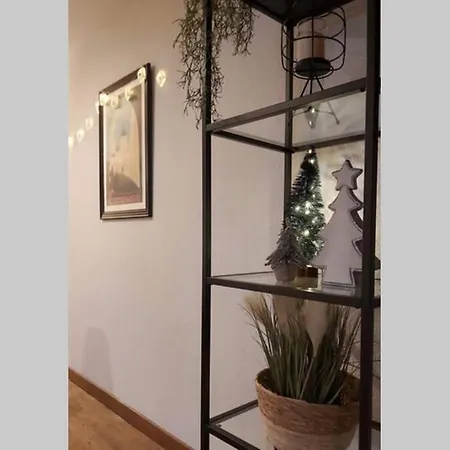 Le 68b Apartment *