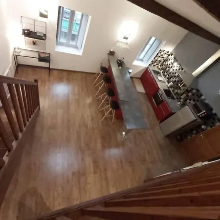 Le 68b Apartment